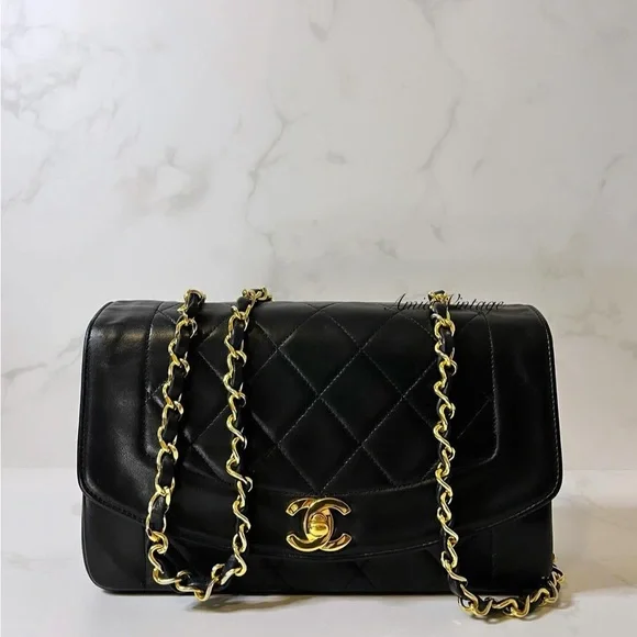 SOLD Vintage Chanel Small Diana Flap Black Lambskin - Picture 2 of 13